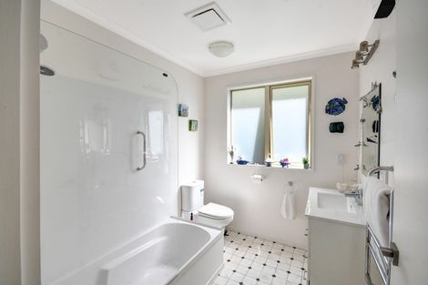 Photo of property in 160 Doctors Point Road, Waitati, 9085