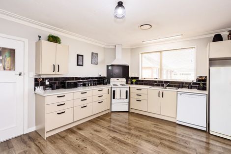 Photo of property in 1 Manapouri Street, Strathern, Invercargill, 9812