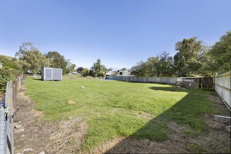 Photo of property in 10 Sandown Street, Waihola, Milton, 9073