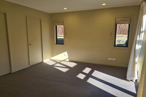 Photo of property in 11 Shanahan Lane, Arrowtown, 9302