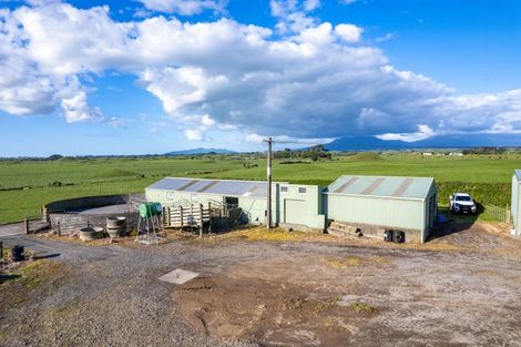 Photo of property in 306 Pungarehu Road, Pungarehu, 4685
