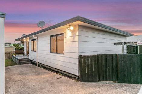 Photo of property in 2/56 Jellicoe Road, Manurewa, Auckland, 2102