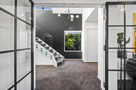 Photo of property in 4 Wairarapa Terrace, Merivale, Christchurch, 8014