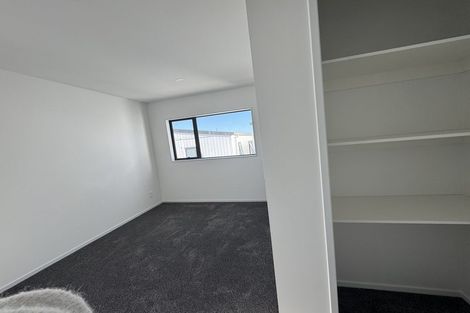 Photo of property in 10 Elcoat Avenue, Henderson, Auckland, 0612