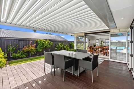 Photo of property in 32 Montiicola Drive, Papamoa Beach, Papamoa, 3118