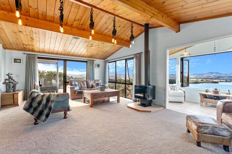 Photo of property in 84 Brick Bay Drive, Sandspit, Warkworth, 0982