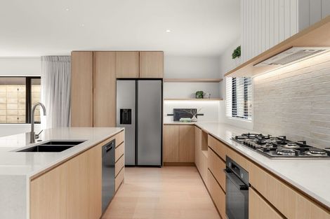 Photo of property in 33 Kauri Point Drive, Rototuna North, Hamilton, 3210