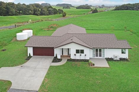 Photo of property in 3 Sands Road, Waiuku, 2681