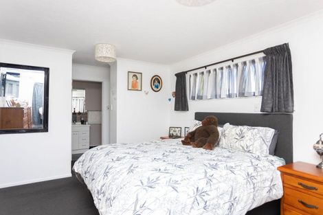 Photo of property in 4 Guinane Street, Dannevirke, 4930