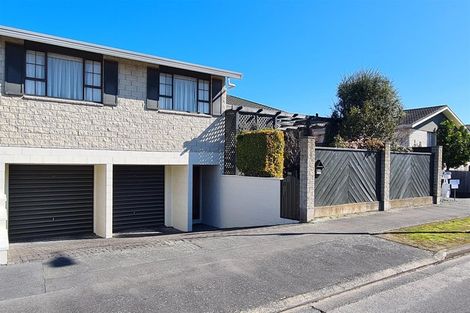 Photo of property in 21 Juniper Place, Burnside, Christchurch, 8053