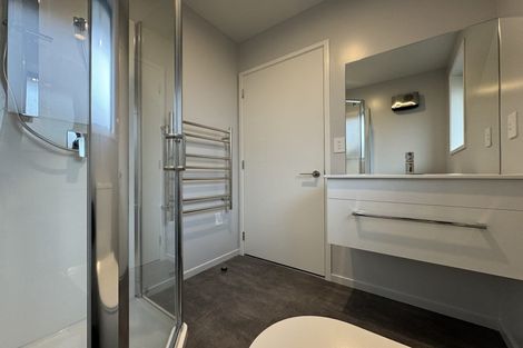 Photo of property in 2/232 Marine Parade, New Brighton, Christchurch, 8061