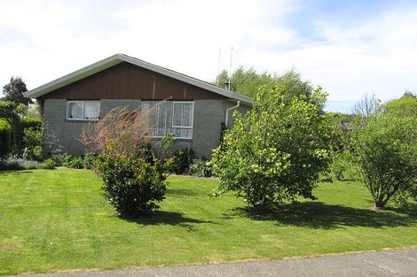 Photo of property in 17 Reeves Street, Cheviot, 7310