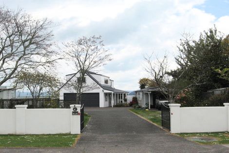 Photo of property in 31 Willow Avenue, Hannahs Bay, Rotorua, 3010