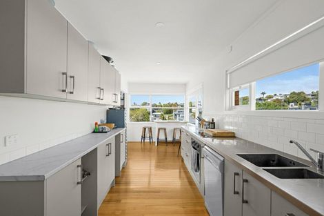 Photo of property in 14 Hythe Terrace, Mairangi Bay, Auckland, 0630
