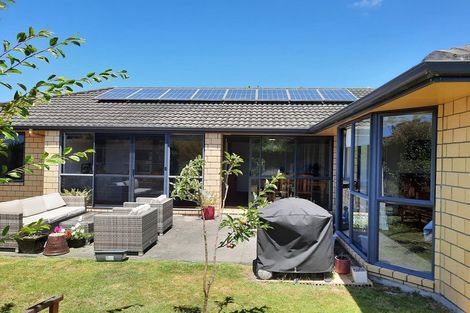 Photo of property in 16 Nautical Drive, Haruru, 0204