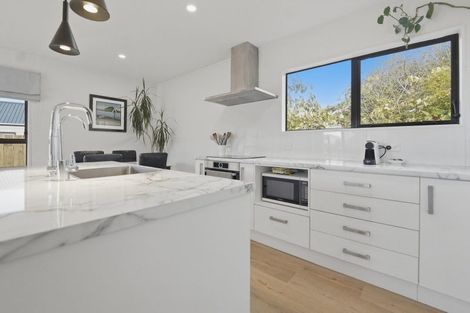 Photo of property in 4b Topaz Drive, Papamoa Beach, Papamoa, 3118