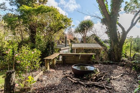 Photo of property in 35a Kinghorne Street, Strathmore Park, Wellington, 6022