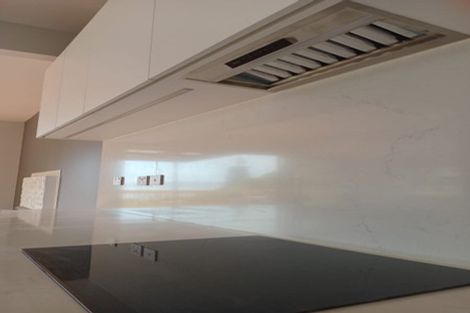 Photo of property in 43 Rona Street, Eastbourne, Lower Hutt, 5013