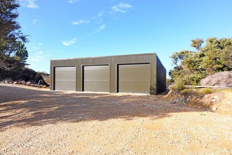 Photo of property in 51 Wharariki Road, Puponga, Collingwood, 7073