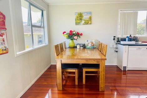 Photo of property in 23 Reelick Avenue, Pakuranga Heights, Auckland, 2010