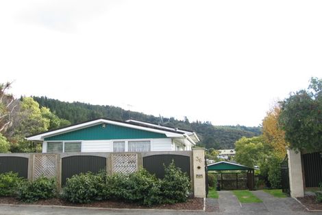Photo of property in 36 Sunbrae Drive, Silverstream, Upper Hutt, 5019
