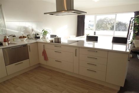 Photo of property in 99 Jonathon Street, Brookfield, Tauranga, 3110