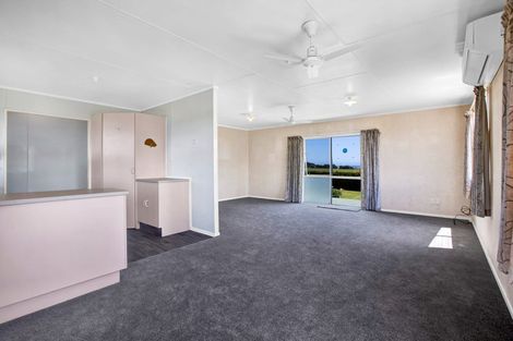 Photo of property in 5769 South Road, Rahotu, Opunake, 4684