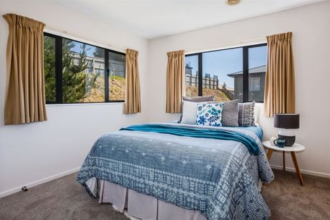 Photo of property in 15 Milford Street, Aotea, Porirua, 5024