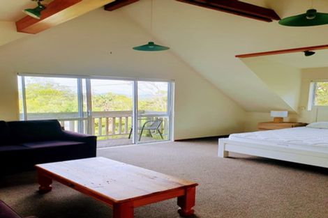 Photo of property in 156 Piha Road, Piha, New Lynn, 0772