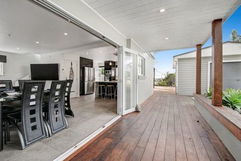 Photo of property in 6 Nelson Street, Helensville, 0800