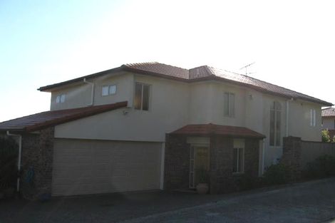 Photo of property in 18 St Clair Place, Browns Bay, Auckland, 0630