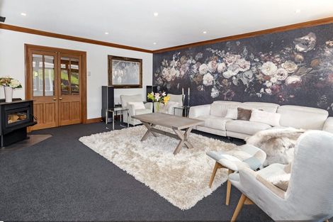 Photo of property in 92 Brownhill Road, Whitford, Manurewa, 2576