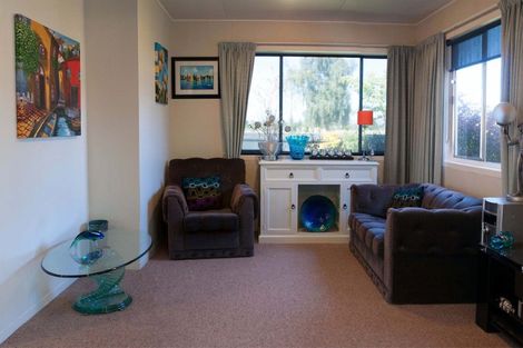 Photo of property in 16 Mackenzie Drive, Twizel, 7901