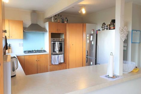 Photo of property in 13 Mcbreen Avenue, Northcote, Auckland, 0627