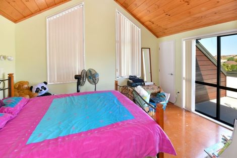 Photo of property in 2 Astrolabe Place, Gulf Harbour, Whangaparaoa, 0930