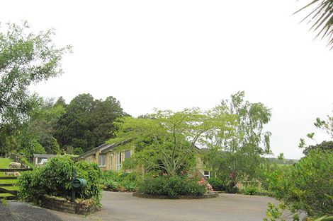 Photo of property in 106 Harry Dreadon Road, Opaheke, Papakura, 2584