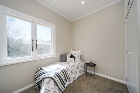Photo of property in 17 Stewart Crescent, Hokowhitu, Palmerston North, 4410