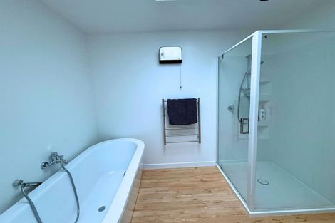 Photo of property in 8 Warbler Lane, Albert Town, Wanaka, 9305