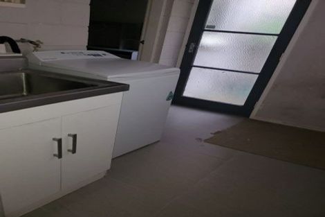 Photo of property in 105 Macleans Road, Bucklands Beach, Auckland, 2014