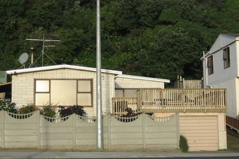 Photo of property in 176 Saint Andrews Road, Plimmerton, Porirua, 5026
