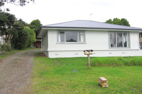 Photo of property in 17 Tauhinu Road, Greenhithe, Auckland, 0632
