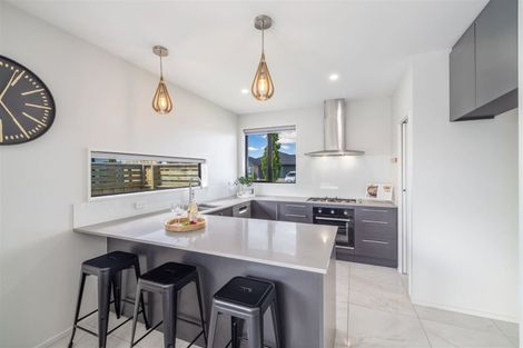 Photo of property in 6 Bryden Place, Halswell, Christchurch, 8025