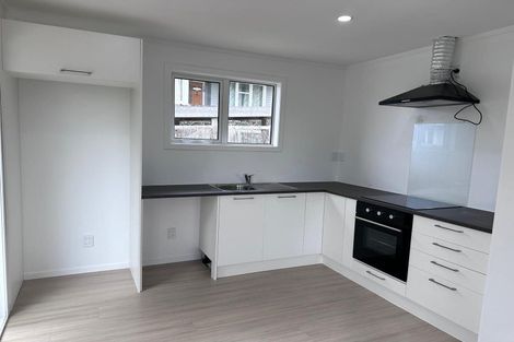 Photo of property in 287 Glengarry Road, Glen Eden, Auckland, 0602