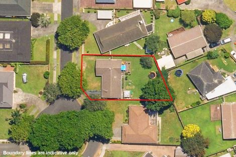 Photo of property in 8 Zenith Place, Conifer Grove, Takanini, 2112