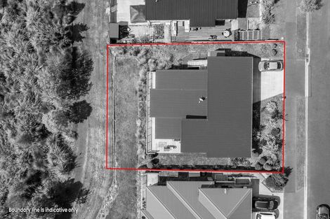 Photo of property in 33 Grandvista Drive, Green Island, Dunedin, 9018