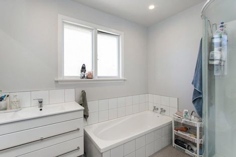 Photo of property in 19 Carruthers Street, Ilam, Christchurch, 8041