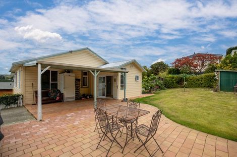 Photo of property in 30 Branxholm Street, Roxburgh, 9500