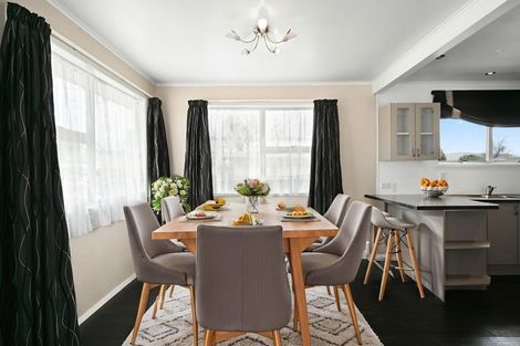 Photo of property in 14 Filmer Place, Melville, Hamilton, 3206