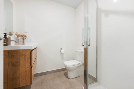 Photo of property in 20 Otaimako Place, Mangere, Auckland, 2022