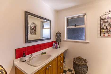 Photo of property in 13 Arnold Street, Onekawa, Napier, 4110